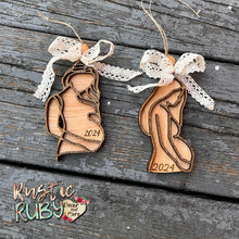 Load image into Gallery viewer, Pregnancy Keepsake Ornament