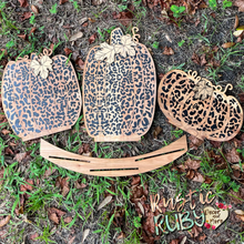 Load image into Gallery viewer, Leopard Pumpkins