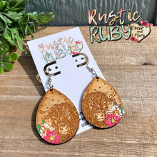 Load image into Gallery viewer, Highland Flowers Earrings