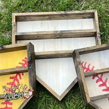 Load image into Gallery viewer, Diamond Trophy Shelf