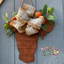 Load image into Gallery viewer, Heifer Door Hanger Oranges